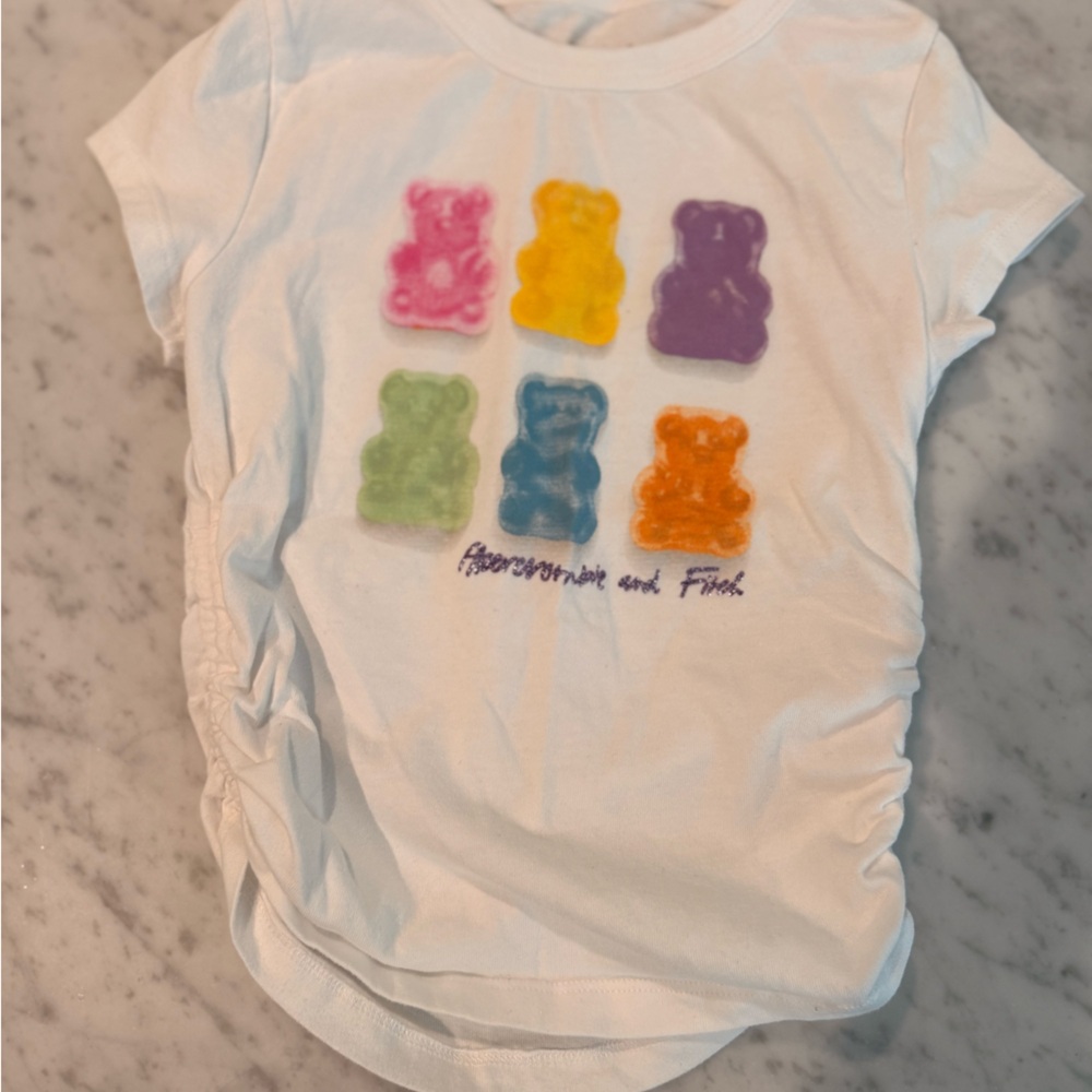 Abercrombie kids gummy bear graphic tee shirt size 5/6